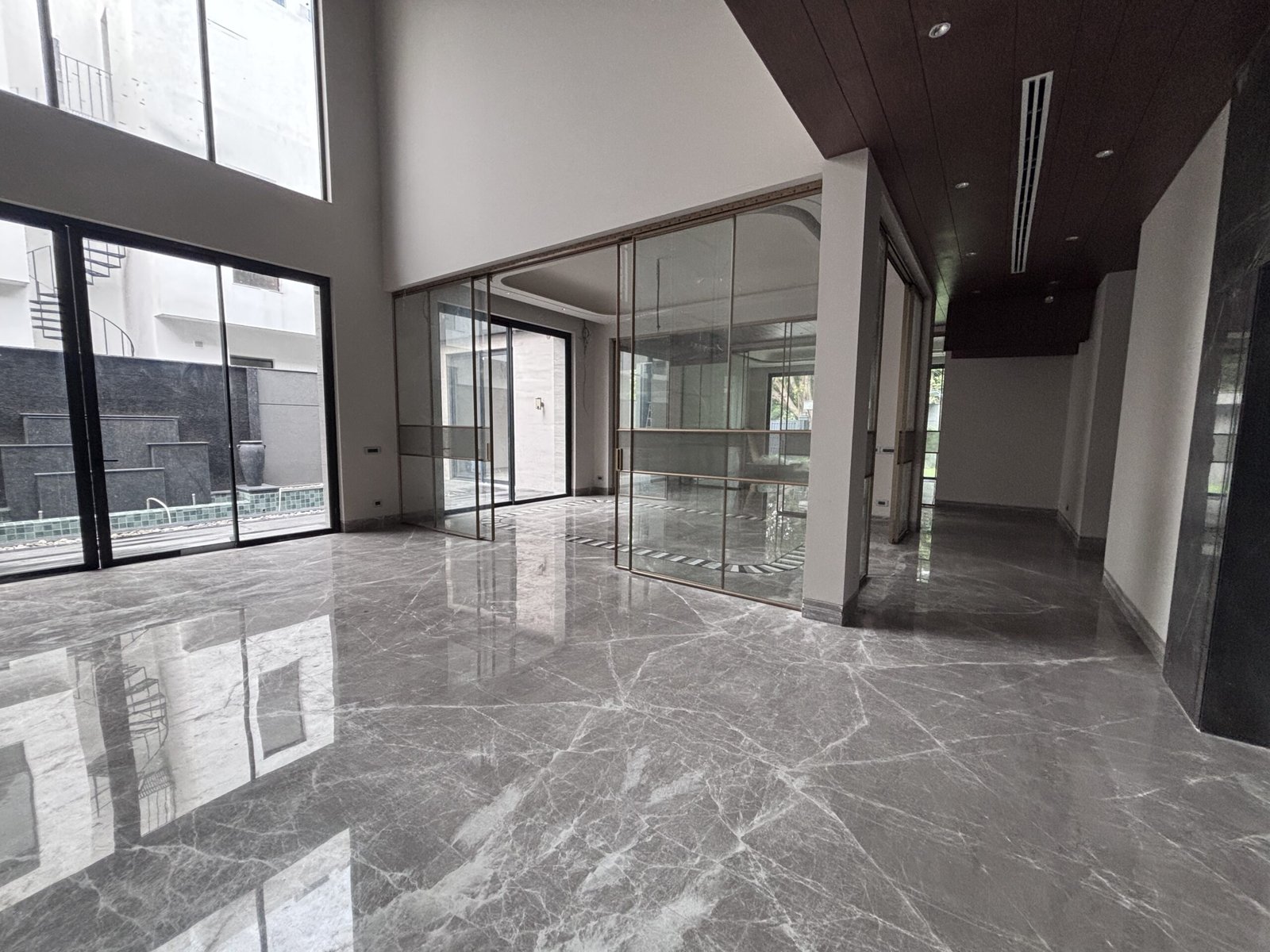 Sushant Lok Builder Floor Entrance