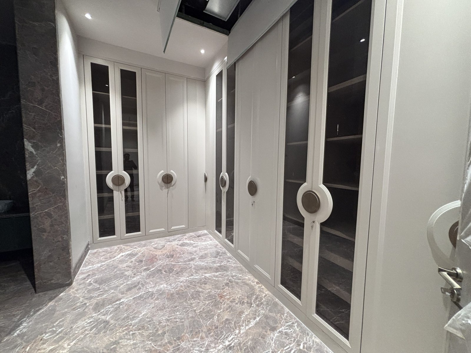 Builder Floor Interior